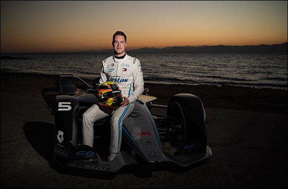 Mercedes-EQ Formula E Team Visits NEOM Ahead of Diriyah E-prix