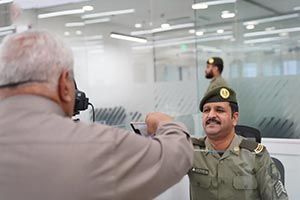 First Departing Pilgrims Complete Procedures at Jadidat Arar Port