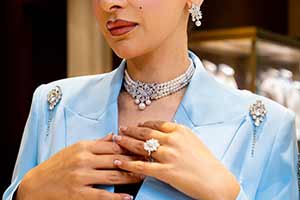 Jewels of the world visits saudi arabia's eastern province