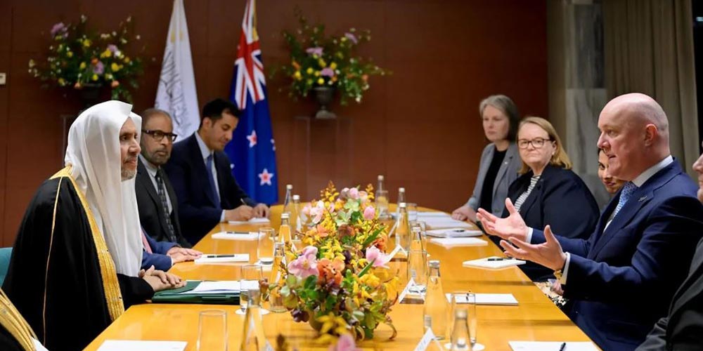Governor-General of New Zealand Meets MWL Secretary-General